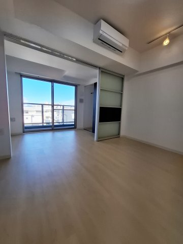 セレニテ甲子園Ⅱの居間・リビング