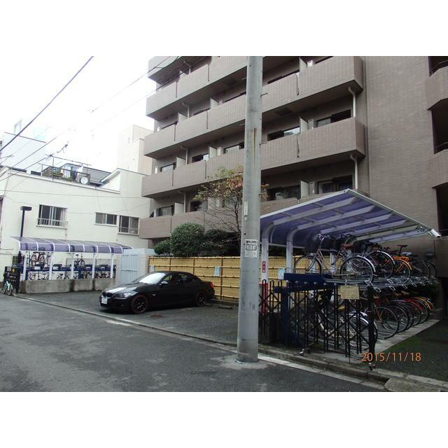 浅草スカイレジテルの駐車場