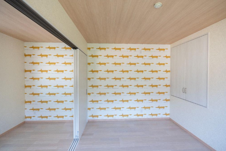 墨田区立花２丁目の戸建の洋室