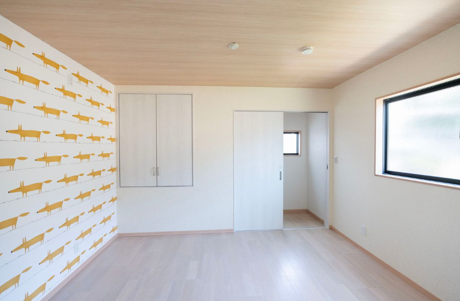 墨田区立花２丁目の戸建の洋室