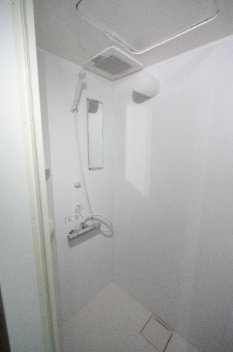 墨田区立花２丁目の戸建の浴室