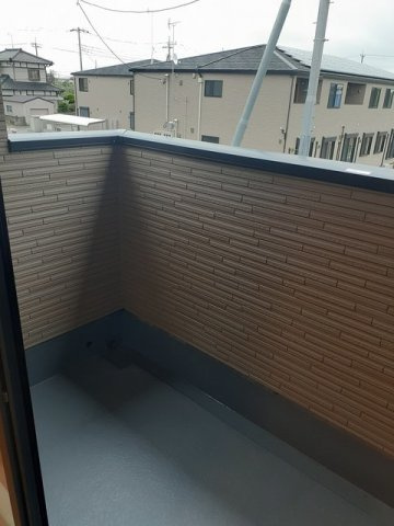 【バルコニー】 | アイランドヒルズ神栖Ⅲ | 暖かな日差しのふりそそぐバルコニー