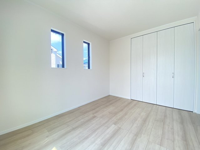 『八王子市新築戸建て』八王子市上壱分方町194-1【仲介手数料無料】の洋室|～仲介手数料無料☆八王子ひなた不動産～　八王子市上壱分方町　新築戸建て