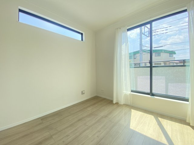 『八王子市新築戸建て』八王子市上壱分方町194-1【仲介手数料無料】の洋室|～仲介手数料無料☆八王子ひなた不動産～　八王子市上壱分方町　新築戸建て