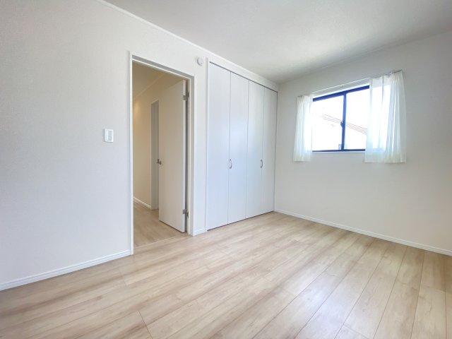 『八王子市新築戸建て』八王子市上壱分方町194-1【仲介手数料無料】の洋室|～仲介手数料無料☆八王子ひなた不動産～　八王子市上壱分方町　新築戸建て