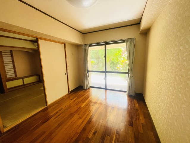 リヴィアンスエーゼットの洋室