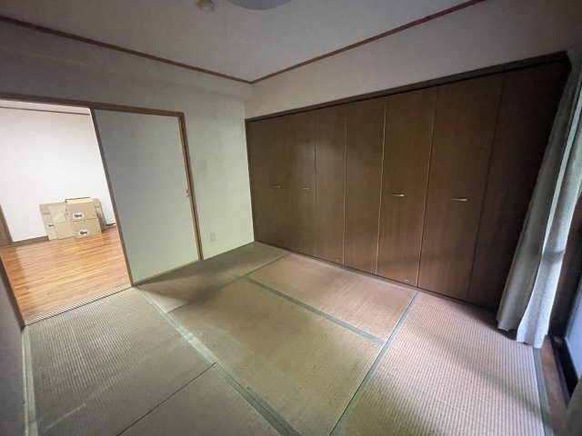 リヴィアンスエーゼットの和室