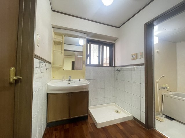 リヴィアンスエーゼット