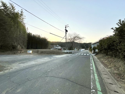 【前面道路含む現地写真】 | 磐田市三ヶ野　優良田園住宅制度該当地 | 田原小学校目の前！磐田市三ヶ野の住宅用地196.92坪（651㎡）