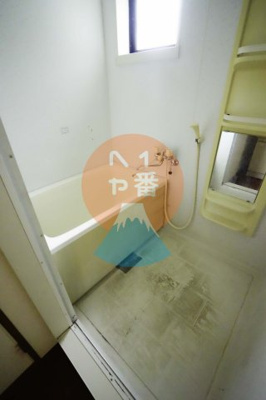 【その他】 | コーポ・ルミエールB | 嬉しい窓付き　※参考写真です