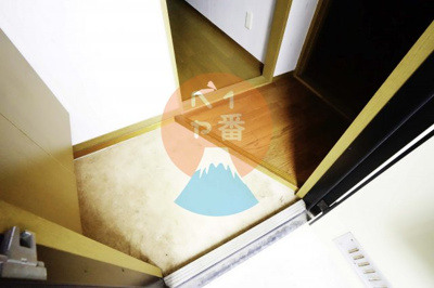 【玄関】 | コーポ・ルミエールB | 玄関です　※参考写真です