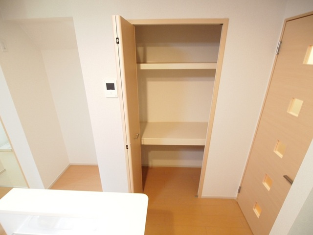 レイクサイドヴィラ王寺の収納