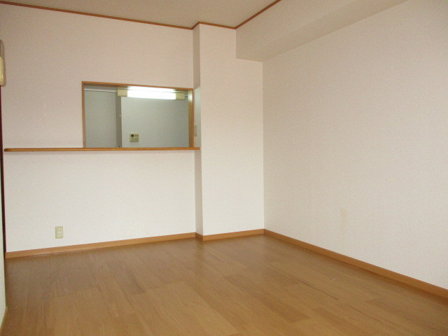 ペルラＡの居間・リビング