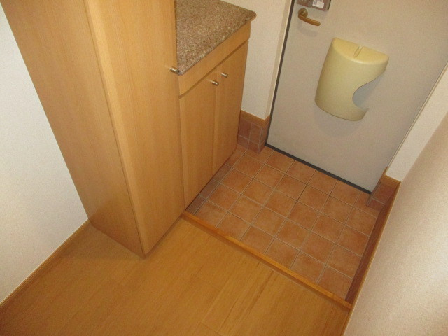 ペルラＡの玄関