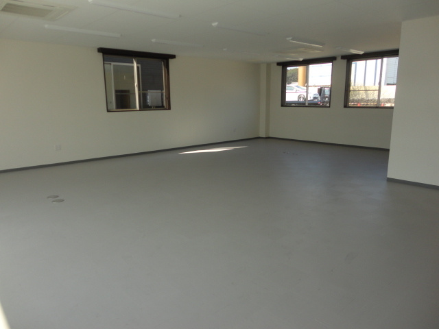 香芝市今泉の店舗事務所の内装