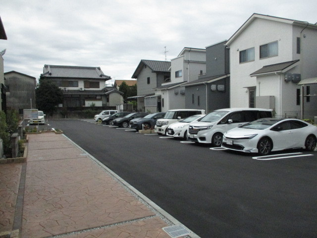 ライズの駐車場