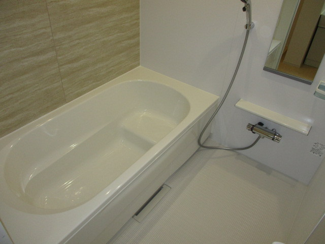 カーサリンドペロー1の浴室