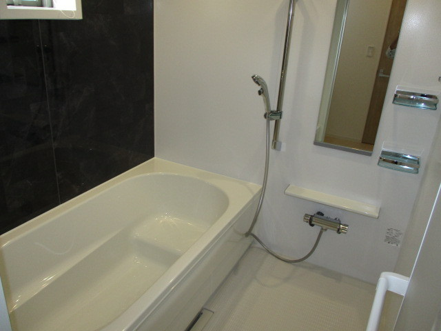 グランメゾンの浴室