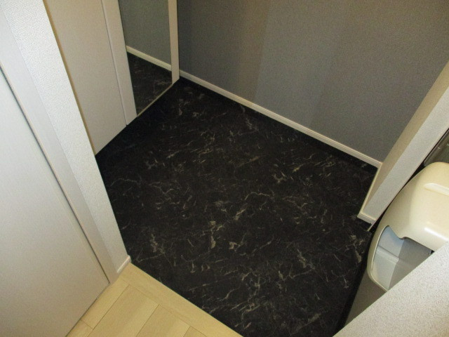 カルセドニーの玄関