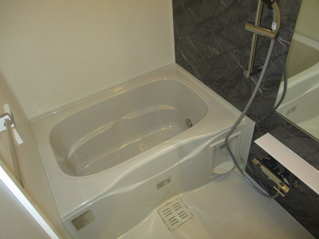 カルセドニーの浴室