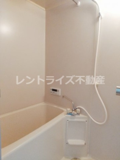 サープラスワン前西の浴室
