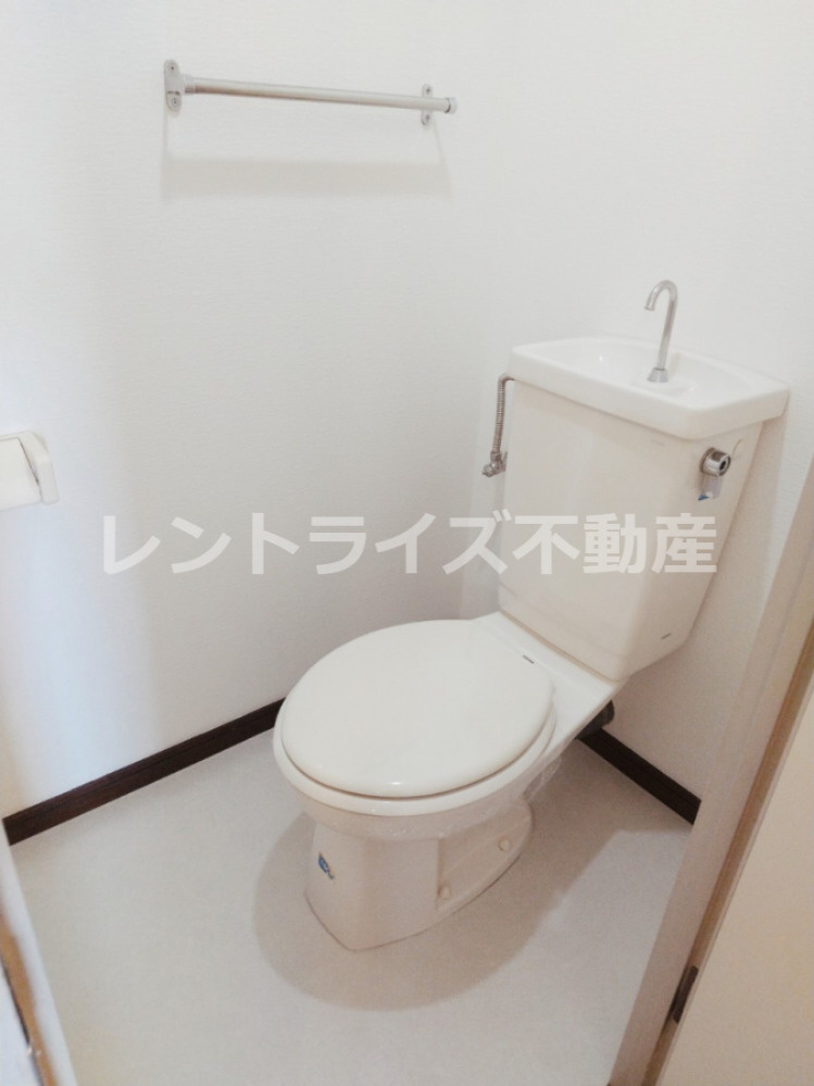サープラスワン前西のトイレ