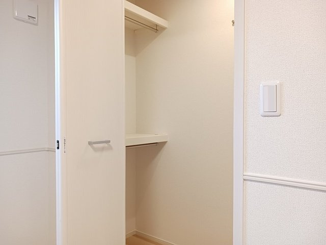 ベルフラワーＢの収納|ちょっとした収納スペースも充実しています