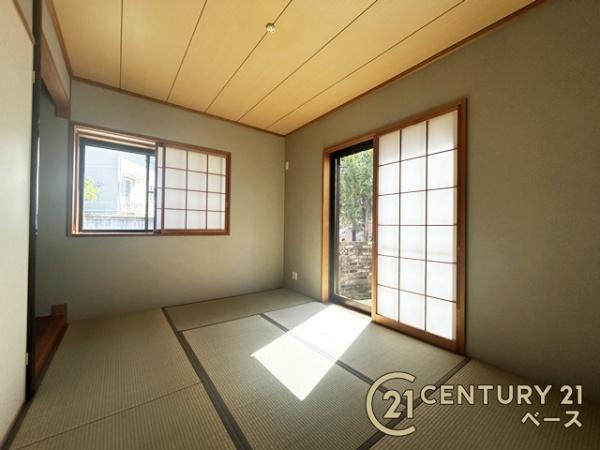 生駒市南山手台　一戸建の和室|ほっこり落ち着ける、リフォーム済の和室です！