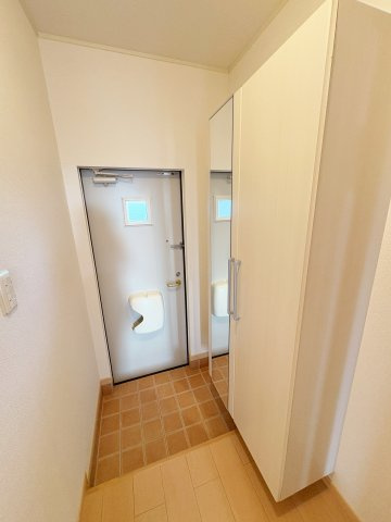 【玄関】 | ハピネス・ブルック　Ⅰ