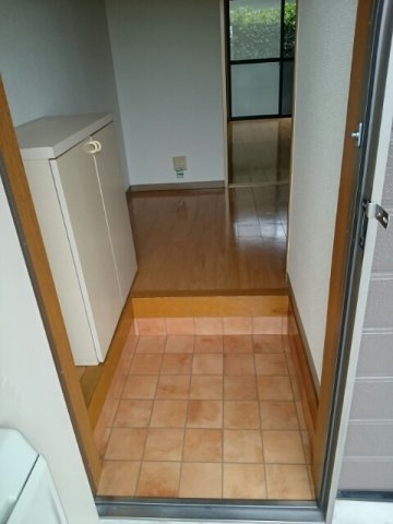 ニューシティ中川の玄関