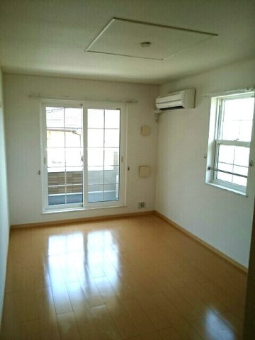 アルモニーの居間・リビング