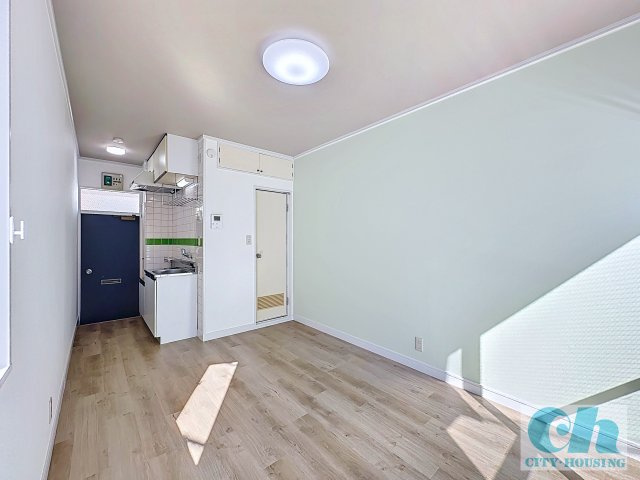 サンパティオサンアイPart3 201号室の居間・リビング