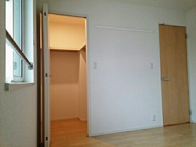 メゾン　ド　ボヌールの収納