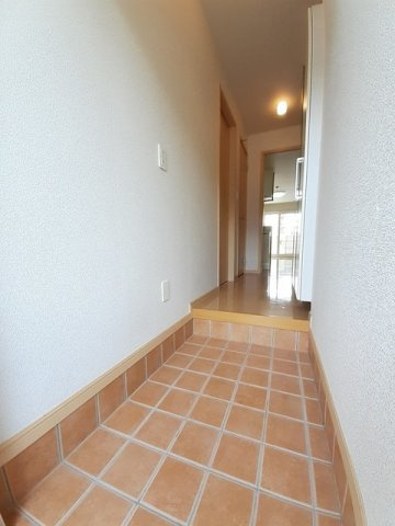 ブリッサ・ウノの玄関