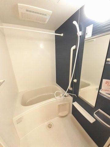 ブリッサ・ウノの浴室