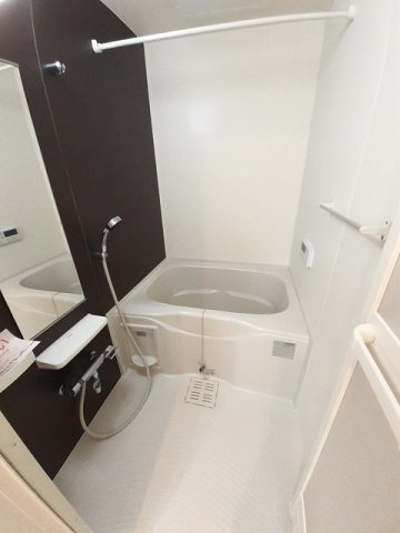 メゾン　エテルナの浴室