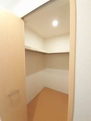 メゾン　エテルナの収納