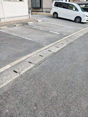 サンレイクの駐車場