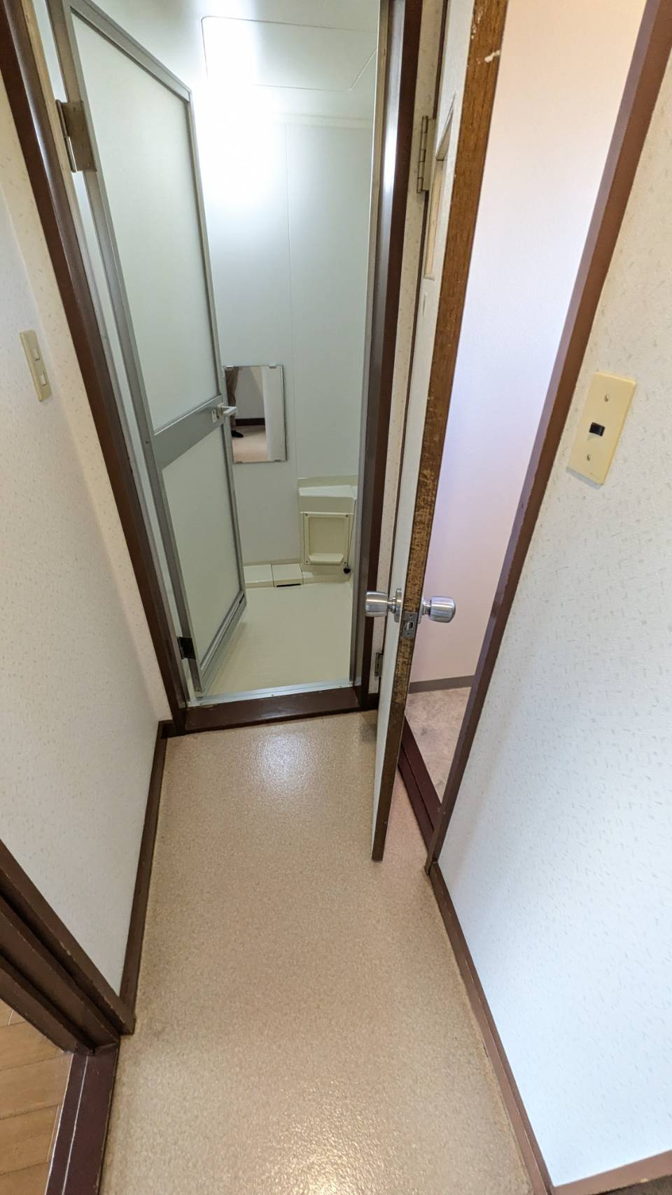 松本マンションの洗面所