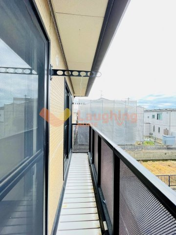 久留米市三潴町田川のアパートのバルコニー