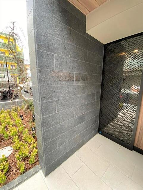 L・BASE押上Northのエントランス