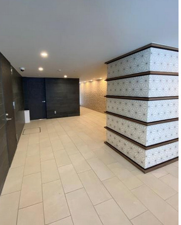 L・BASE押上Southのエントランス