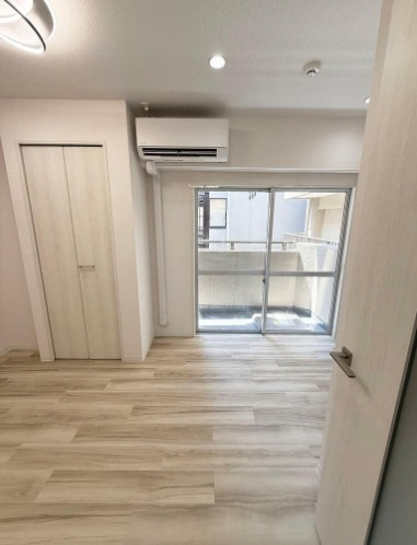 【洋室】 | 駒込マンション | 趣味に没頭したり、自分の時間を愉しめる一部屋です。