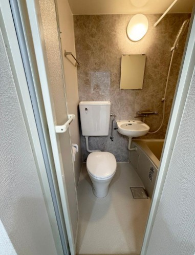 【トイレ】 | 駒込マンション | シャワーに変更可能なタイプな混合水栓です！