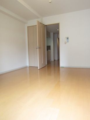 プライムアーバン門前仲町の居間・リビング