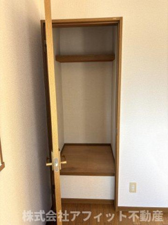 【その他】 | クオリティーヴィレ | 2F洋室6帖の収納