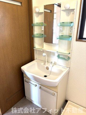 【洗面所】 | クオリティーヴィレ | 洗髪洗面化粧台