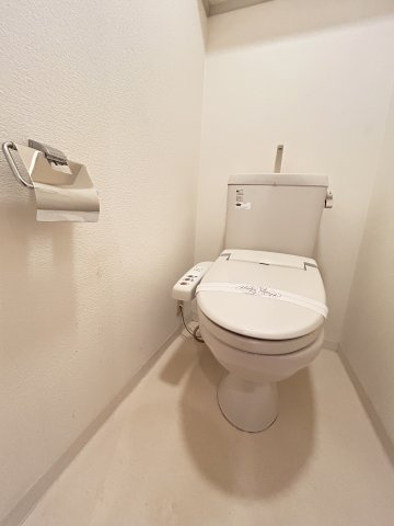 エステムコート三宮駅前ラ・ドゥーの居間・リビング