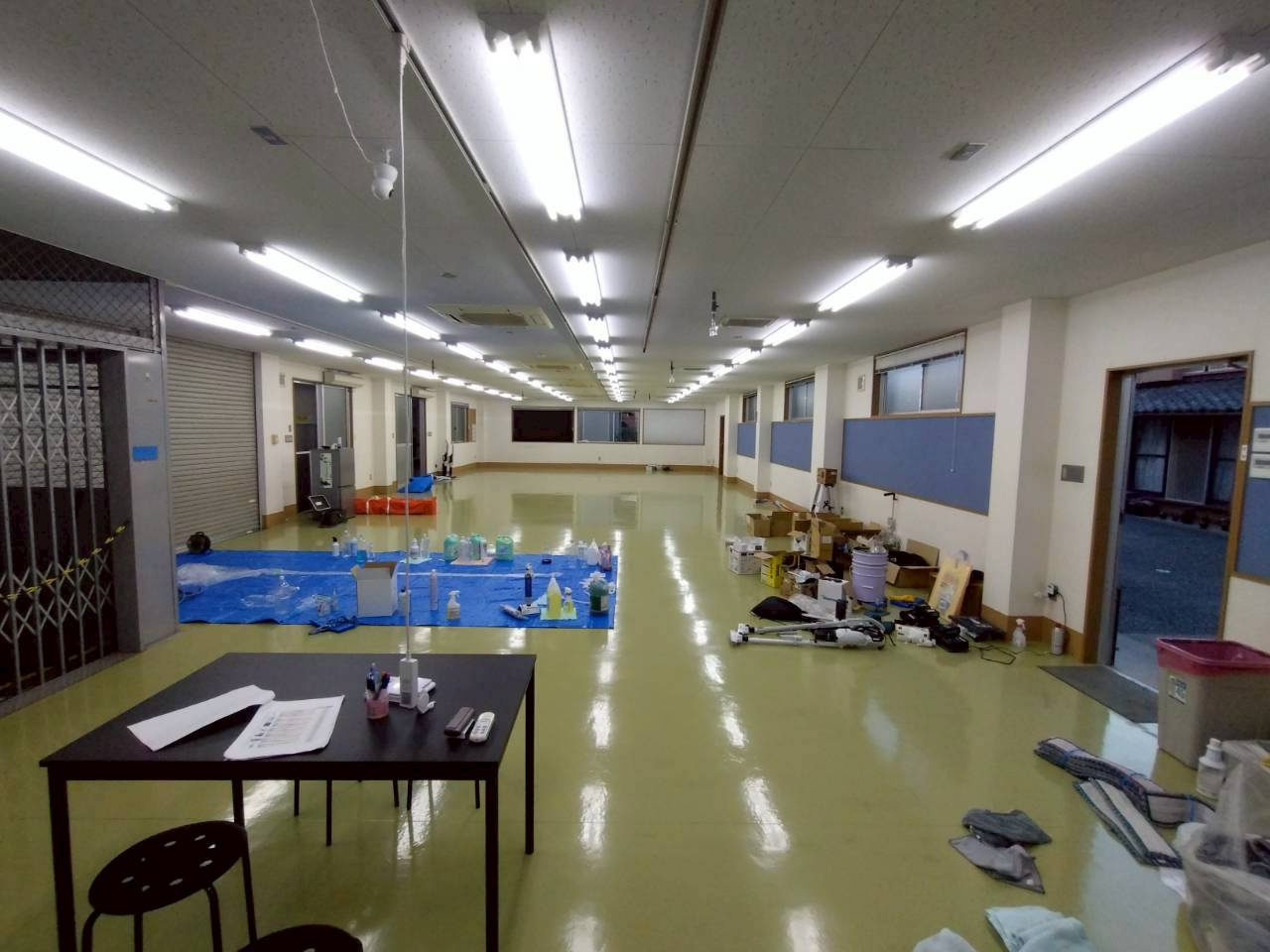 御津町大草　貸工場の内装