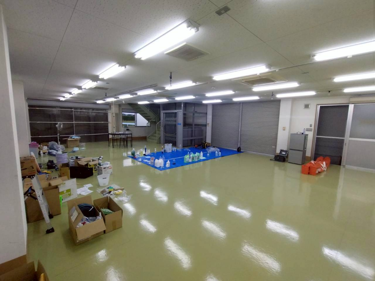 御津町大草　貸工場の内装